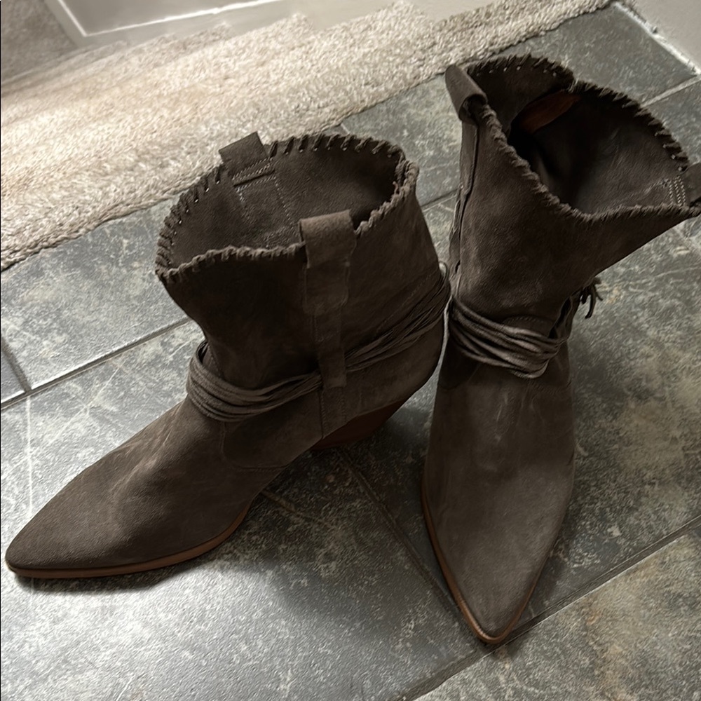 Ron White Women's Gray Suede western Ankle Boots size 41